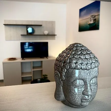 Premium Concept-mamaia Nord By Alezzi Beach * Năvodari